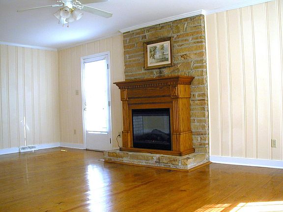 2nd image of 14621 Gimbel Dr