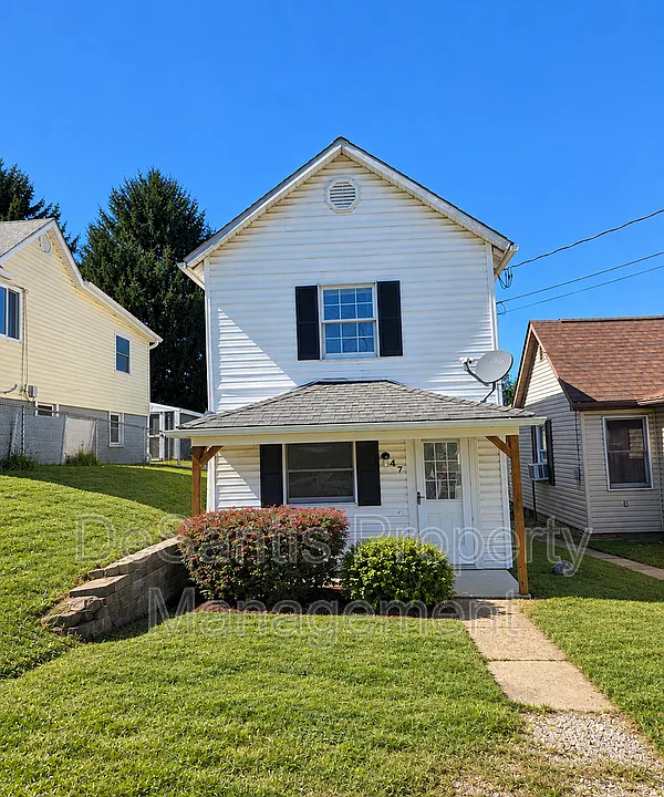 47 Oakwood Ave