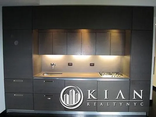 Rented by Kian Realty | media 2