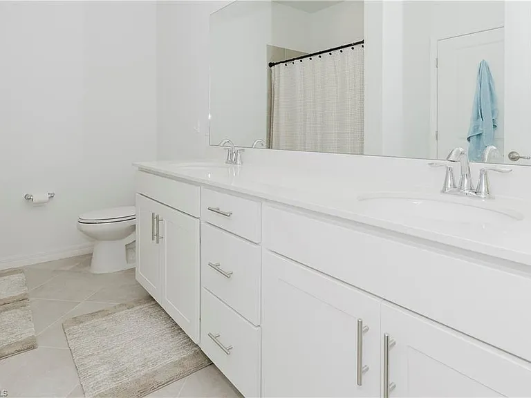 18461 Copperhead Ct N #431 — Photo 16