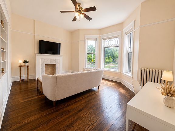 3rd image of 1359 E 57th St #1