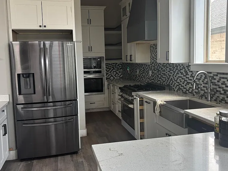 1900 SW Nottingham Ave — Photo 14