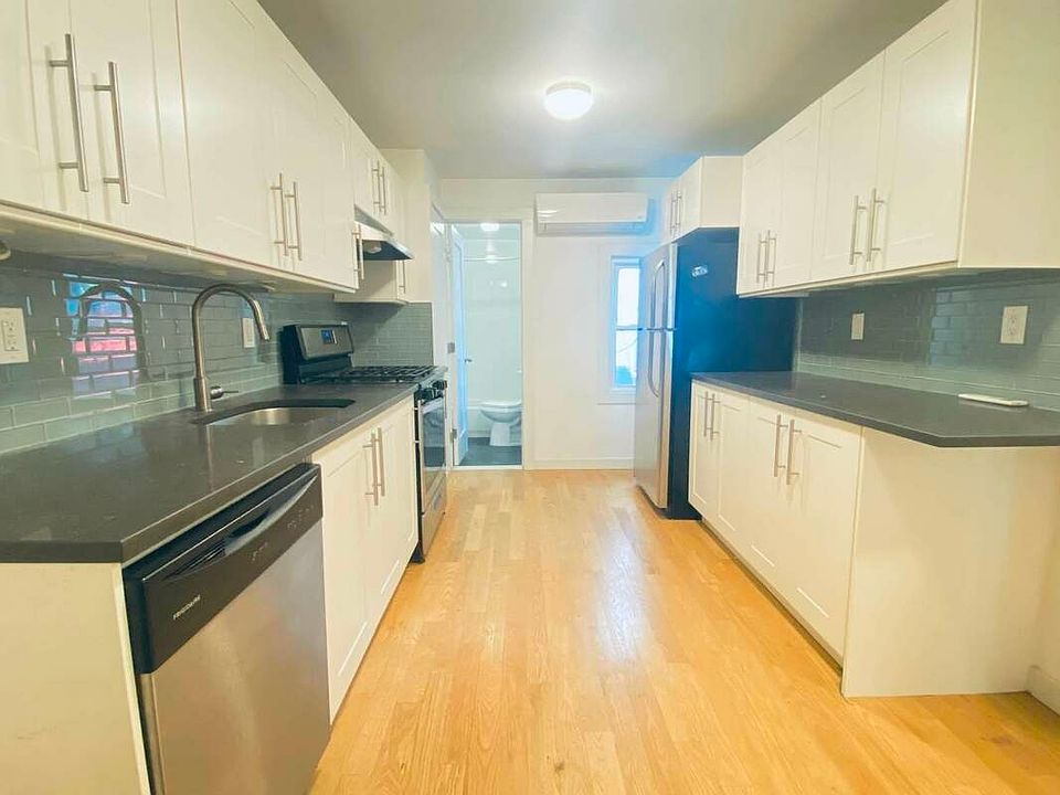 1st image of 139 N 6th St #1F