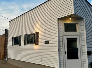 4609 7th Ave APT 3, Kenosha, WI 53140