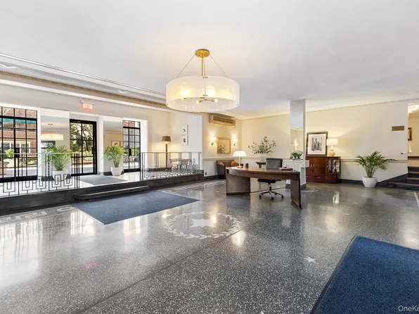 35 Parkview Avenue #1D, Bronxville, NY 10708