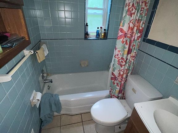 5th image of 39 Glen Este Pl