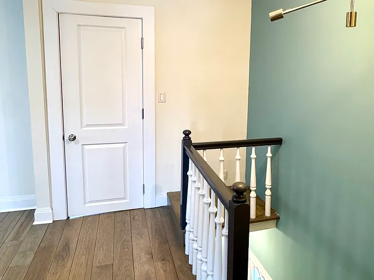 21 Valley Pl #3 — Photo 8