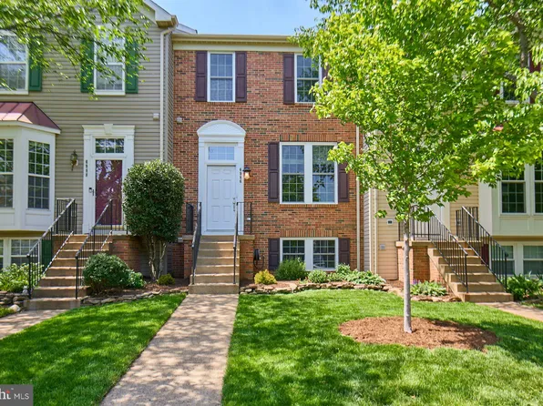 6986 Manahoac Pl, Gainesville, VA 20155