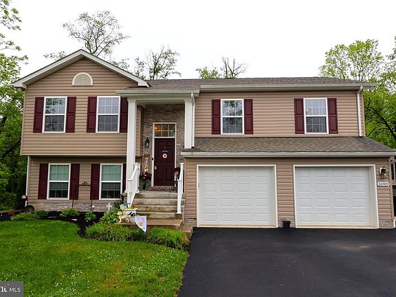 3rd image of 16919 Shaffer Rd
