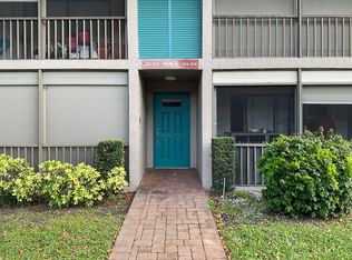 9965 Pineapple Tree Drive #104, Boynton Beach, FL 33436