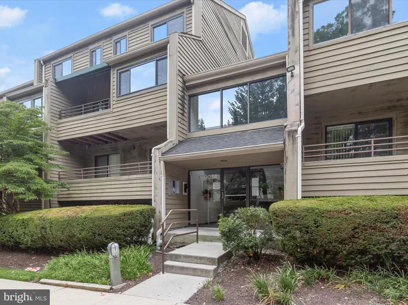6909 Jones View Dr APT 3A, Baltimore, MD 21209
