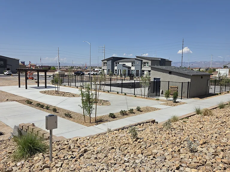 6108 Aster Garden St — Photo 31