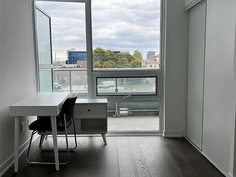 621 Sheppard Ave E #302 — Photo 3
