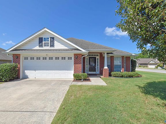 2nd image of 211 Summer Cove Cir NW
