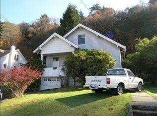 111 16th St, Hoquiam, WA 98550