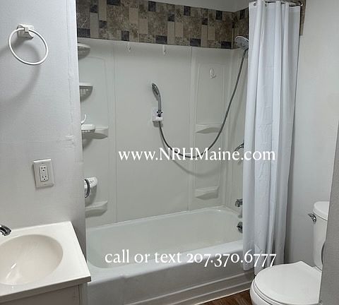 4th image of 42 Bartlett St #11516078