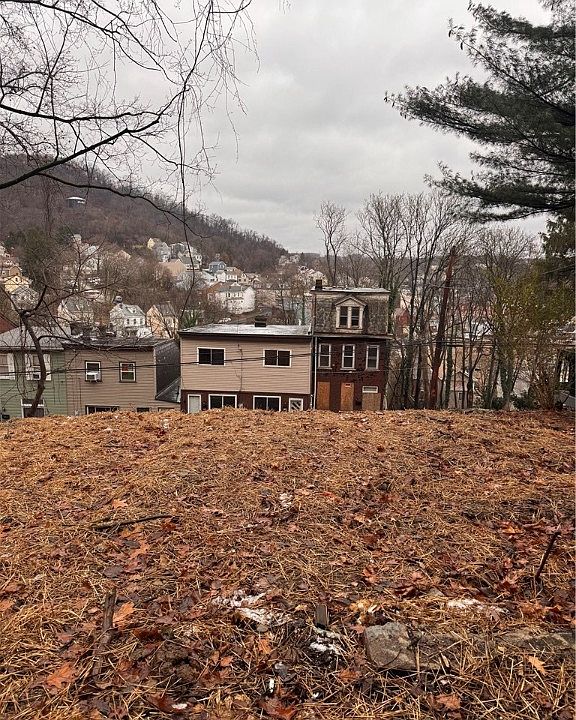 1st image of 731 Stanton Ave