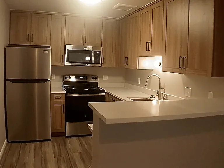 Prentiss Pointe Apartments — Photo 80