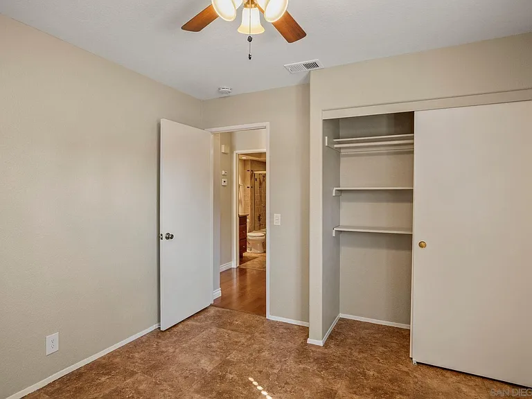 2129 Domingo Gln — Photo 20
