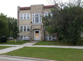 253 College St SW APT 2A, Valley City, ND 58072