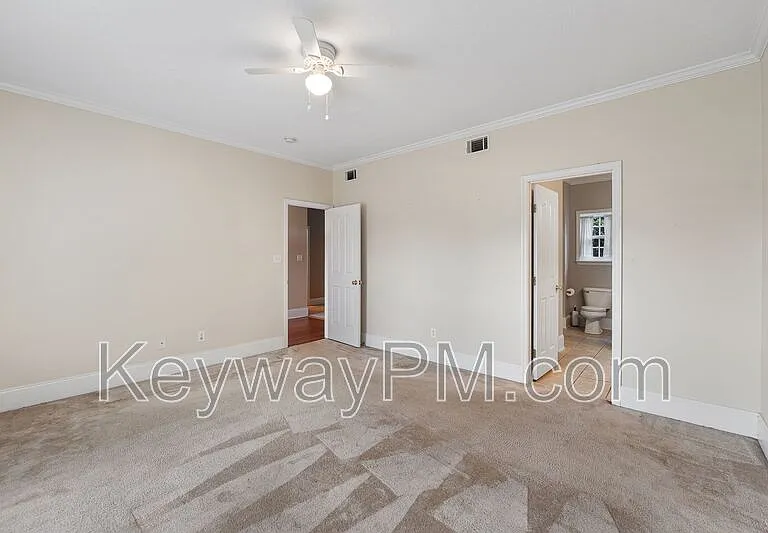 4890 Somerset Dr — Photo 13
