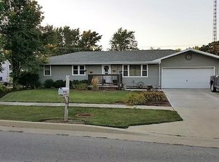 309 W Jackson St, Cullom, IL 60929