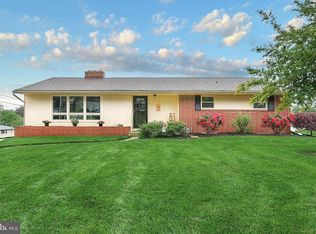 2421 Beeler Ave, York, PA 17408