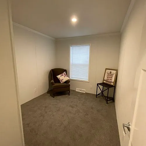 450 Noah Dr — Photo 23
