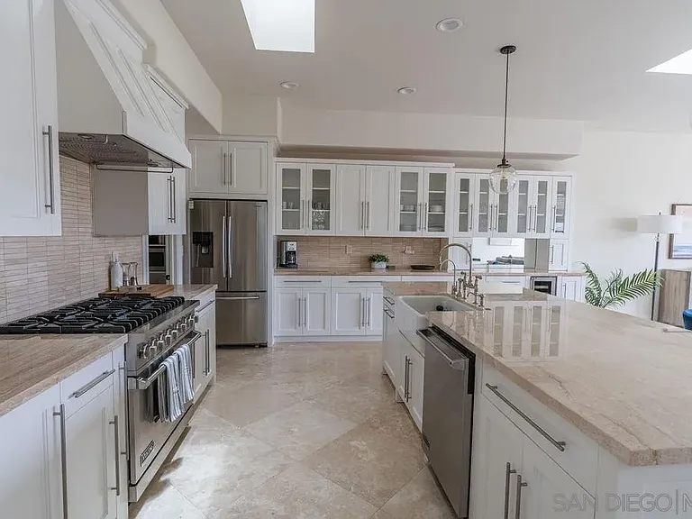 2508 Manchester Ave — Photo 19