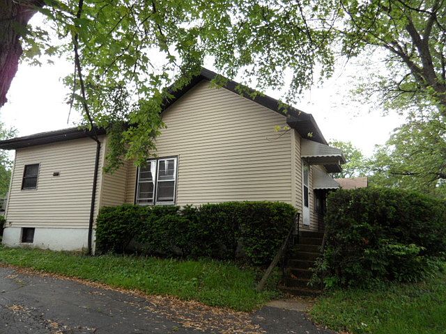 1st image of 1245 S Lloyd Ave