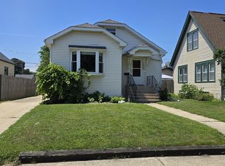 6826 35th Ave, Kenosha, WI 53142