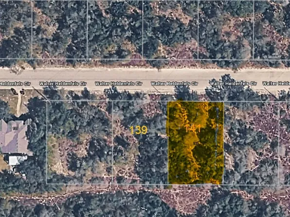 141 Walter Heldenfels Cir, Rockport, TX 78382