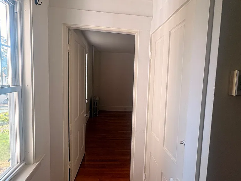 17 Oak St #1 — Photo 6