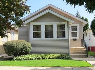 1225 Darrow Ave, Evanston, IL 60202