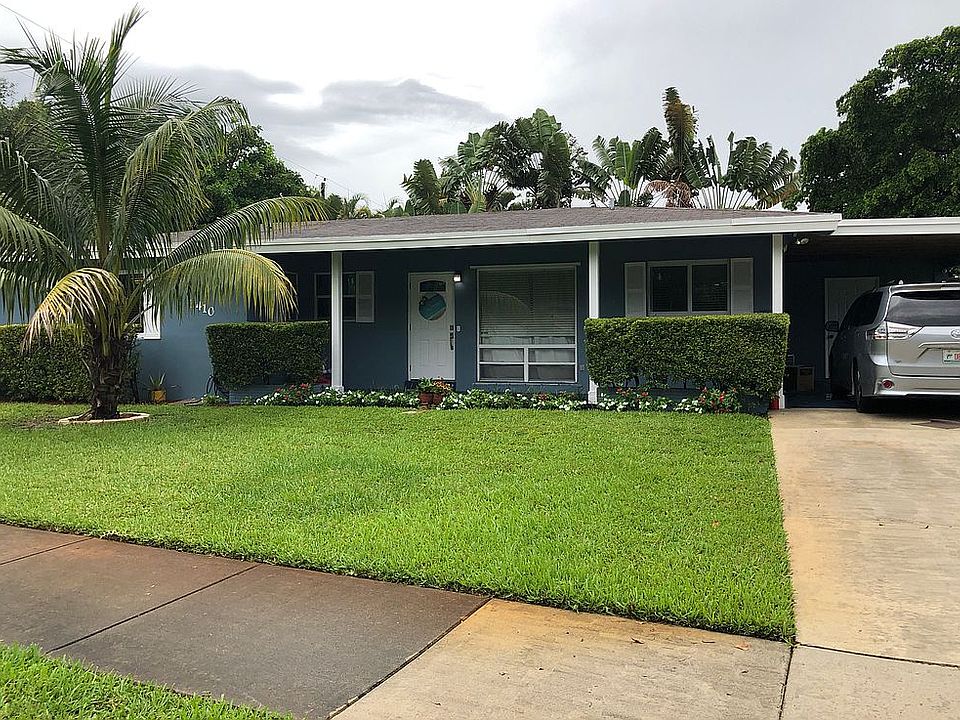 1st image of 3410 SW 20th St