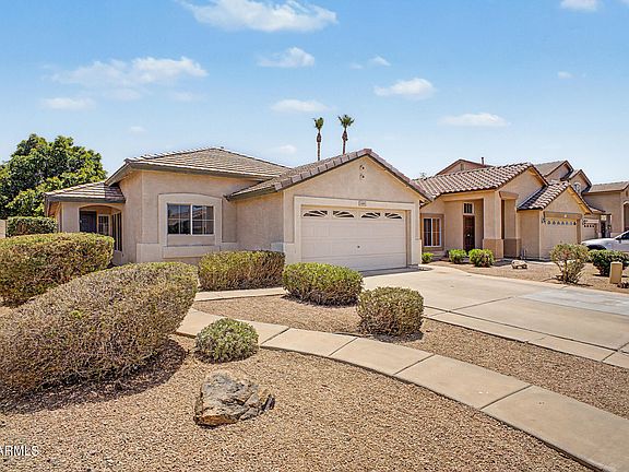 2nd image of 685 E CANTEBRIA Drive