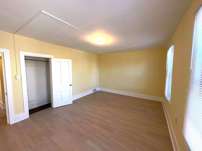 9016 Harris Ave — Photo 7