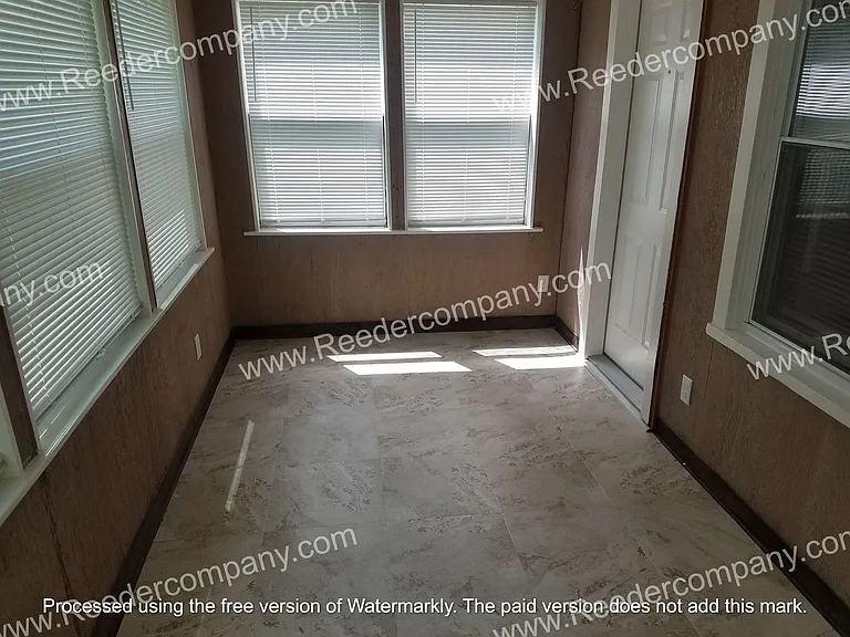 35 Carroll Street — Photo 2