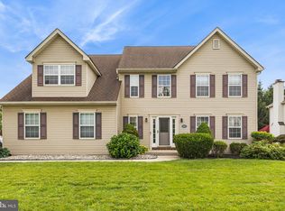 1104 E Chestnut Ave, Norristown, PA 19403