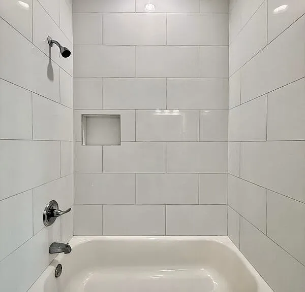 2 W Orange St #101 — Photo 32