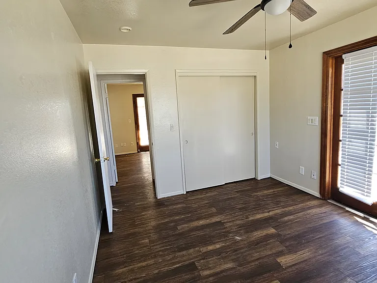 1153 Sparrow Dr — Photo 10