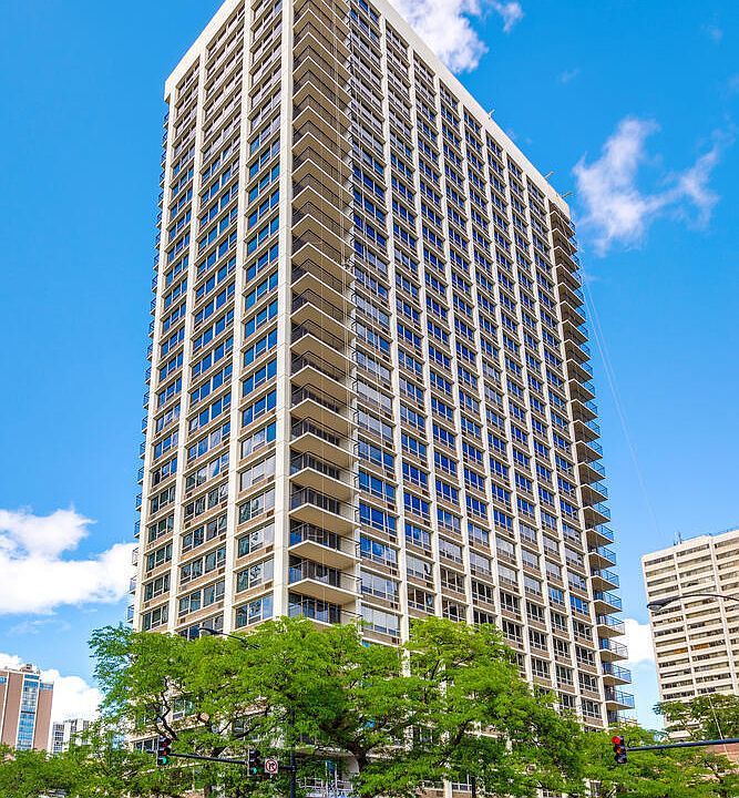 1st image of 88 W Schiller St APT 2107L