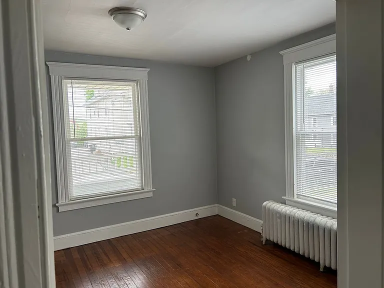 75 Turner Ave — Photo 9