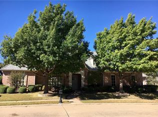 28 Canyon Crest Ct, Frisco, TX 75034