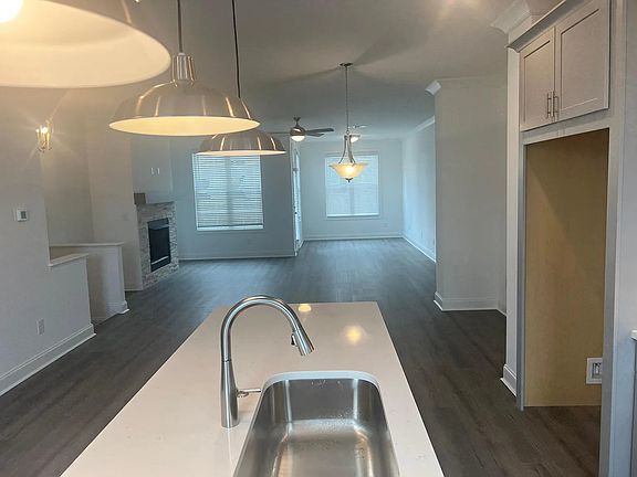 3rd image of 4355 Sims Park Pl