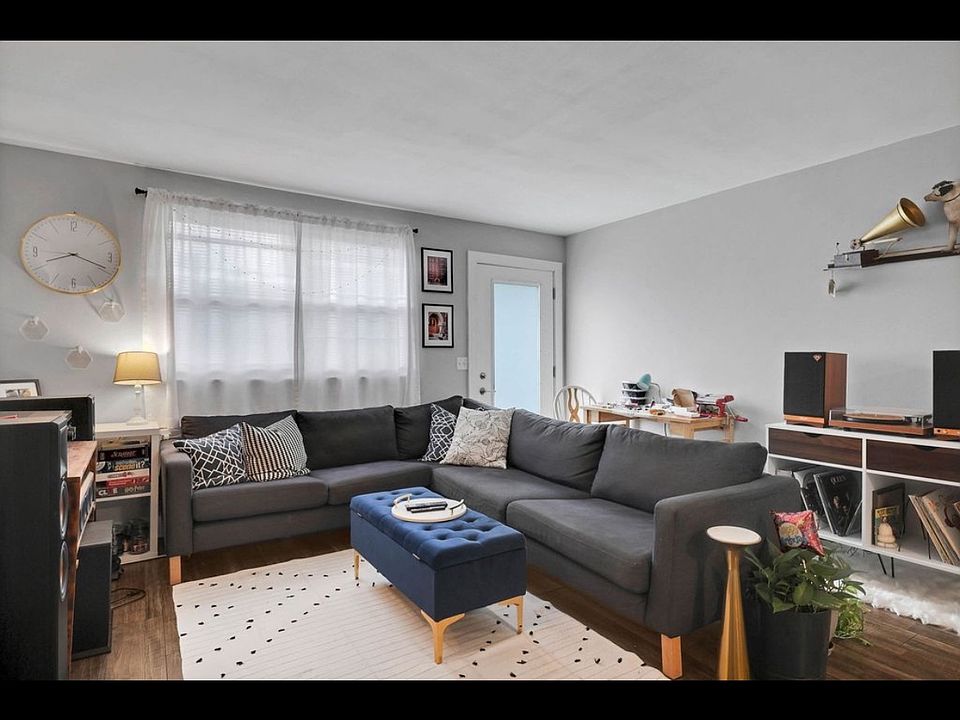1st image of 1917 Franklin Ave Unit A