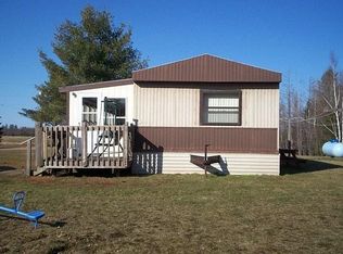 395 Ingalls Rd, Skandia, MI 49885