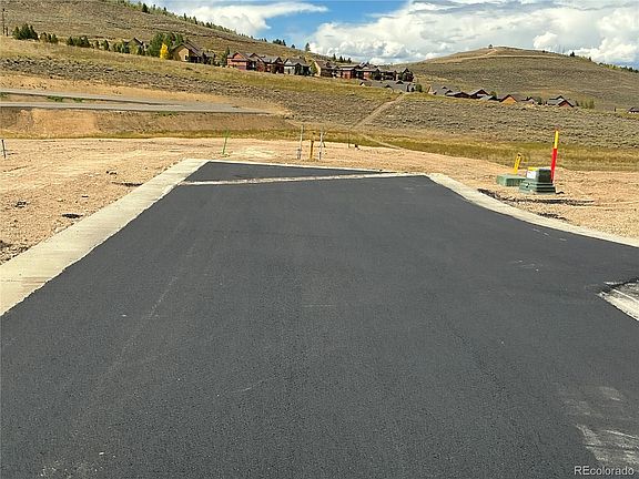 4th image of Wranglers Court