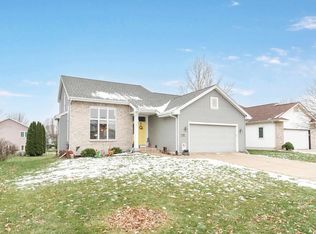 8325 Dolomite Ln, Madison, WI 53719