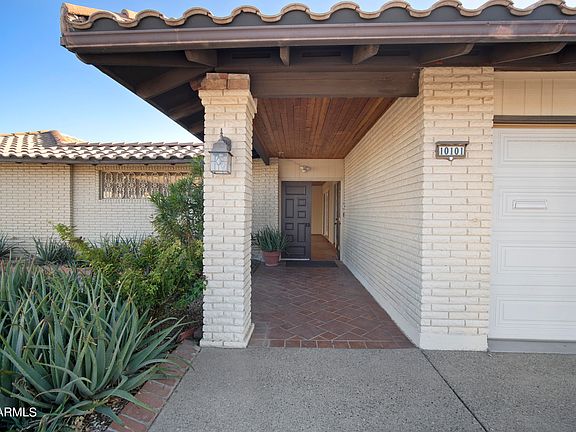 2nd image of 10101 W CAMEO Drive